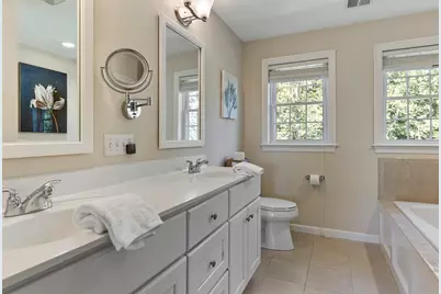 560 Shining Rock Dr, Northbridge, MA 01534 - Photo 29