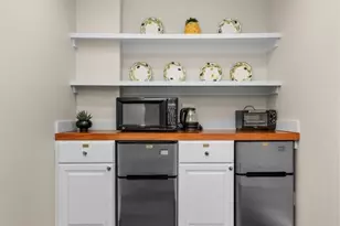 241 Perkins St, Boston, MA 02130 - Photo 19