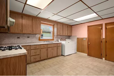 38 Clayton St, Malden, MA 02148 - Photo 7