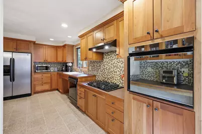 98 Meadowlark Dr, Longmeadow, MA 01106 - Photo 7