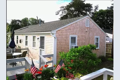 37 Ocean Dr #2, Dennis, MA 02639 - Photo 1