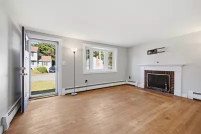 65 Bay State Cir, Abington, MA 02351 - Photo 9