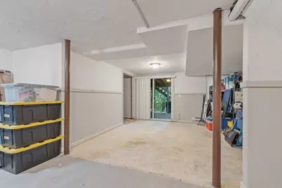 15 Tiffany Cir #15, Millbury, MA 01527 - Photo 27