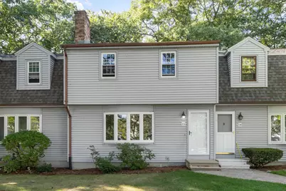 15 Tiffany Cir #15, Millbury, MA 01527 - Photo 1