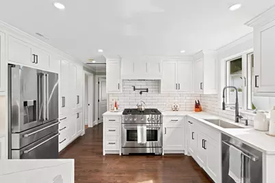 60 Hobson St, Saugus, MA 01906 - Photo 9