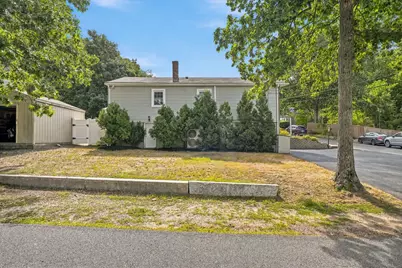 60 Hobson St, Saugus, MA 01906 - Photo 35