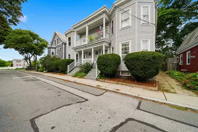 12 May St #B, Salem, MA 01970 - Photo 3