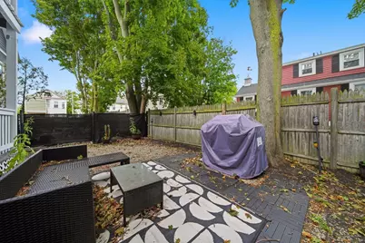 12 May St #B, Salem, MA 01970 - Photo 31