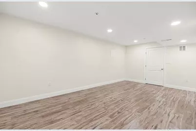 20 Smith Lane, Medford, MA 02155 - Photo 33
