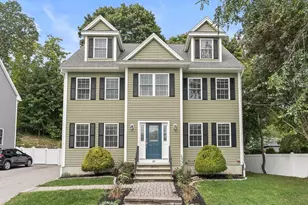 20 Smith Ln, Medford, MA 02155 - Photo 1
