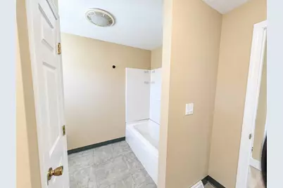456 Coggeshall St #2, Fall River, MA 02721 - Photo 15