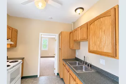 456 Coggeshall St #2, Fall River, MA 02721 - Photo 7