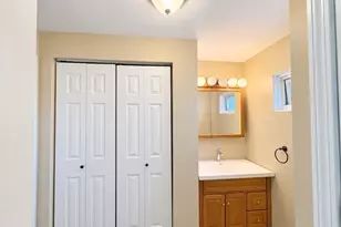 456 Coggeshall St, Fall River, MA 02721 - Photo 13