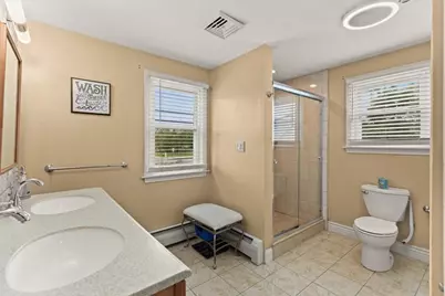 88 Quincy St, Brockton, MA 02302 - Photo 19