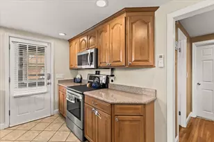 88 Quincy St, Brockton, MA 02302 - Photo 9