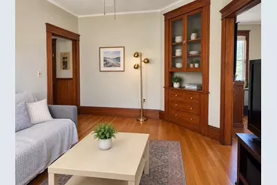 7 Pierce Ave #3, Beverly, MA 01915 - Photo 3