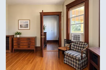 7 Pierce Ave #3, Beverly, MA 01915 - Photo 5