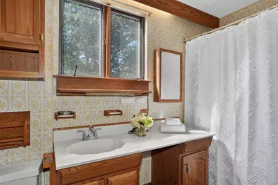 1 Wakefield Avenue, Saugus, MA 01906 - Photo 21