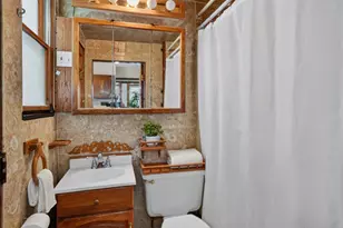 1 Wakefield Ave, Saugus, MA 01906 - Photo 15