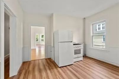5 Marlboro St #2, Belmont, MA 02478 - Photo 3