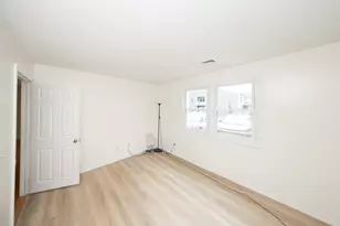 450 Somerset Ave, Taunton, MA 02780 - Photo 19