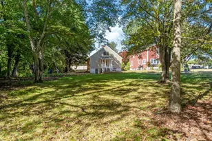 15 Arcadia St, Grafton, MA 01560 - Photo 23