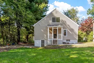 15 Arcadia St, Grafton, MA 01560 - Photo 3