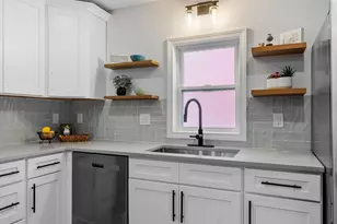 15 Arcadia St, Grafton, MA 01560 - Photo 5