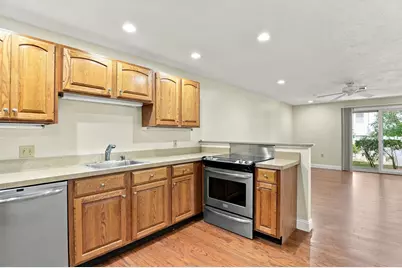 5 Rose Ct #5, Norwood, MA 02062 - Photo 5