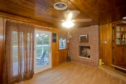 42 Glenn Dr, Wilbraham, MA 01095 - Photo 3