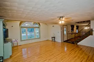 42 Glenn Dr, Wilbraham, MA 01095 - Photo 7