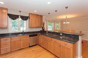 60 Webcowet Rd, Arlington, MA 02474 - Photo 11