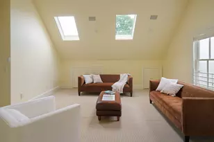 14 Winthrop St, Newton, MA 02465 - Photo 23