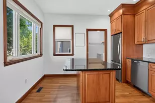 9 Ash St, Belmont, MA 02478 - Photo 7
