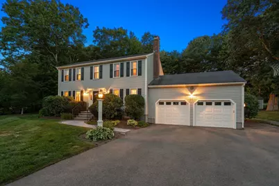 3 Crockett Cir, Hopedale, MA 01747 - Photo 3