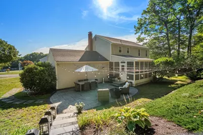 3 Crockett Cir, Hopedale, MA 01747 - Photo 17