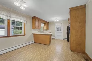 11 Federal St, Blackstone, MA 01504 - Photo 15