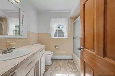 11 Federal Street, Blackstone, MA 01504 - Photo 17