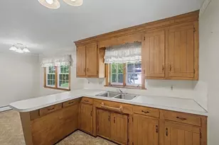 11 Federal St, Blackstone, MA 01504 - Photo 13