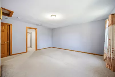 245 North St, Agawam, MA 01030 - Photo 9