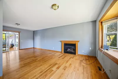 245 North St, Agawam, MA 01030 - Photo 5