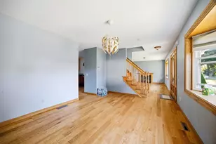 245 North St, Agawam, MA 01030 - Photo 23