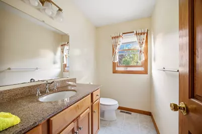 245 North St, Agawam, MA 01030 - Photo 11