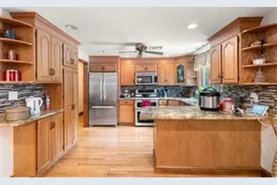 324 S Elm St, West Bridgewater, MA 02379 - Photo 11