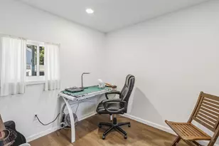 180 State St, Northampton, MA 01060 - Photo 19