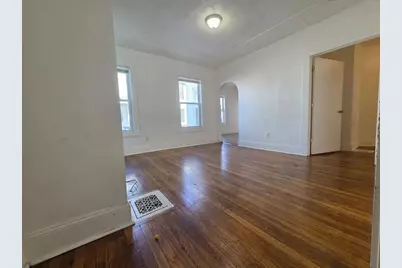 135 Chestnut St #1, Lynn, MA 01901 - Photo 5