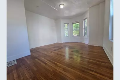 135 Chestnut St #1, Lynn, MA 01901 - Photo 7