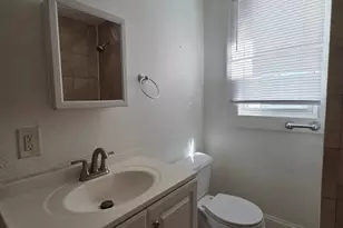 135 Chestnut St, Lynn, MA 01901 - Photo 13