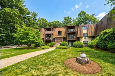 491 W Central St #D2, Franklin, MA 02038 - Photo 3