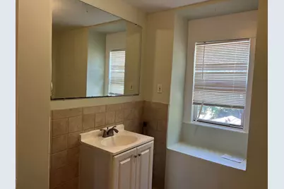 26 Carson St, Boston, MA 02125 - Photo 11